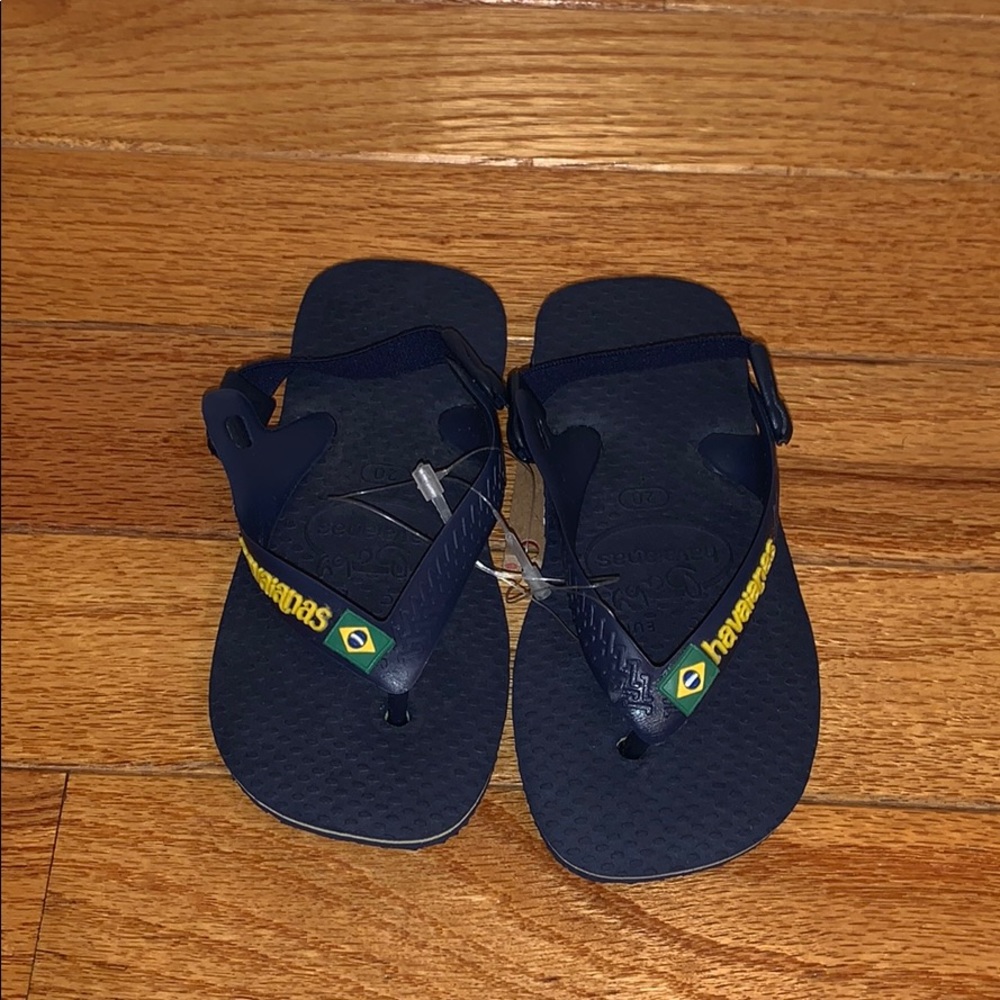 Baby Havaianas, size 6. NWT.